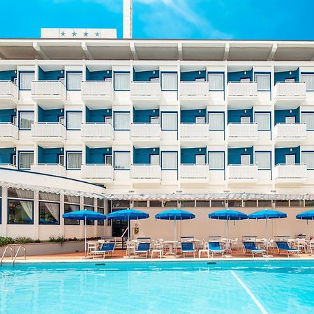 Hotel Medusa Splendid Lignano Sabbiadoro Buitenkant foto